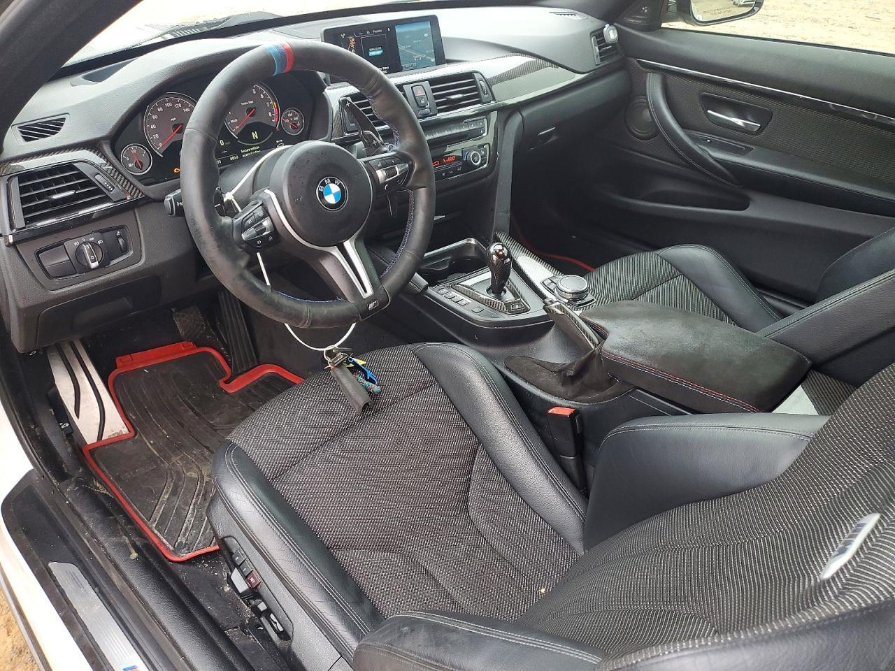 2015 BMW M4 - zdjęcie 8