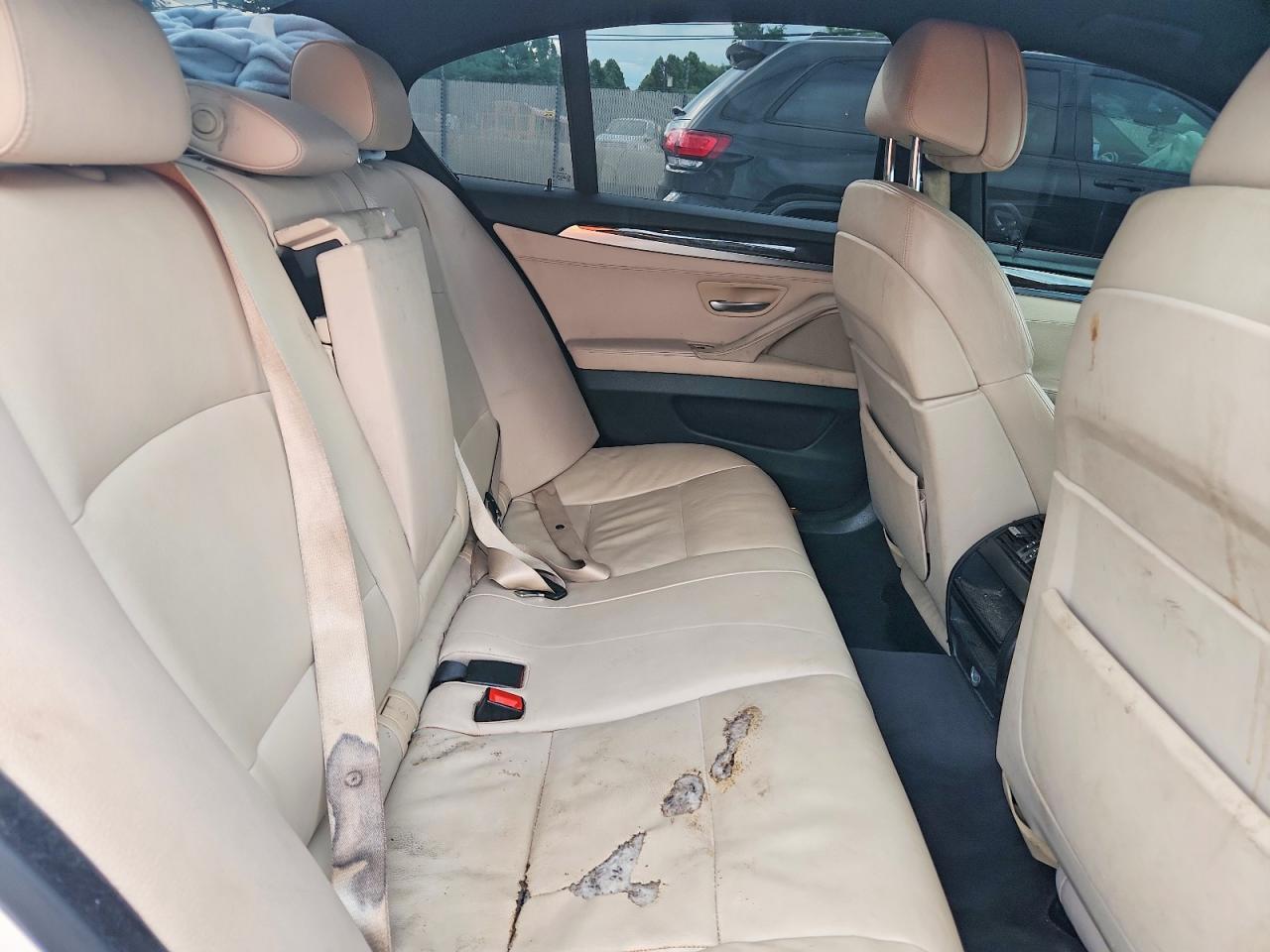 2013 BMW 535 I - zdjęcie 10