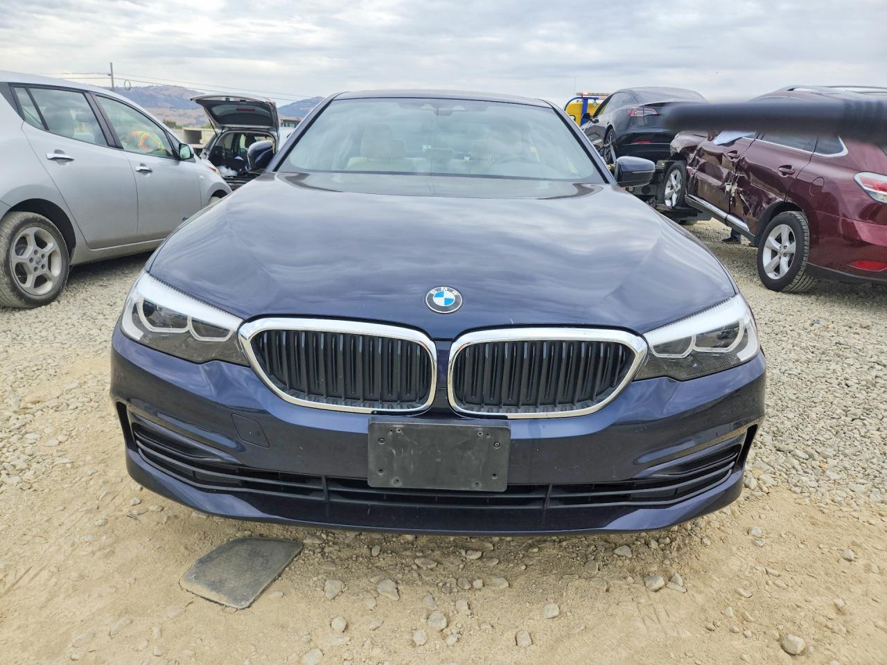 2019 BMW 530 I - zdjęcie 5