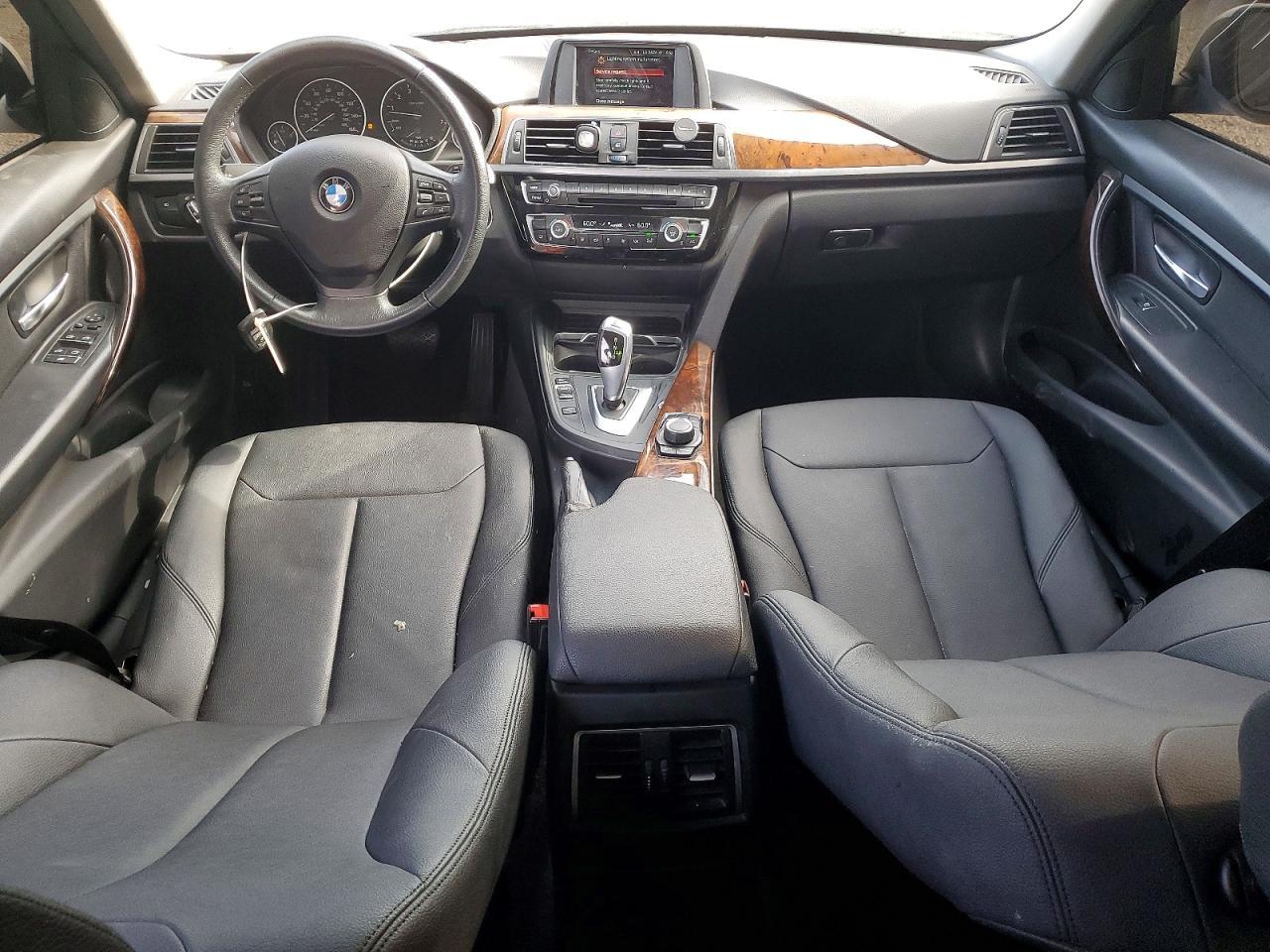 2018 BMW 320 I - zdjęcie 8