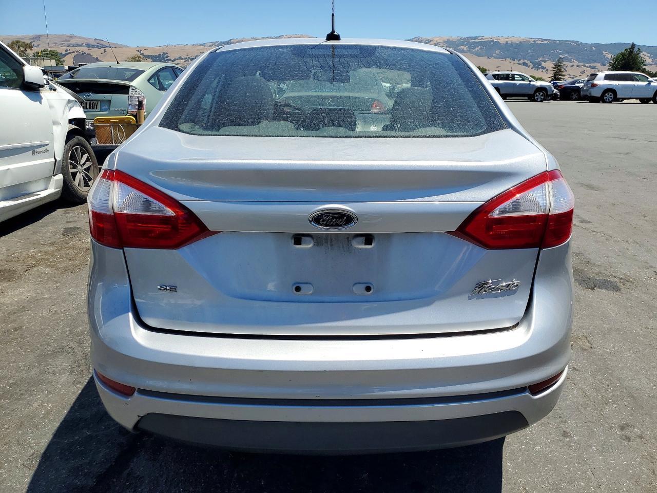 2017 Ford Fiesta Se - zdjęcie 6