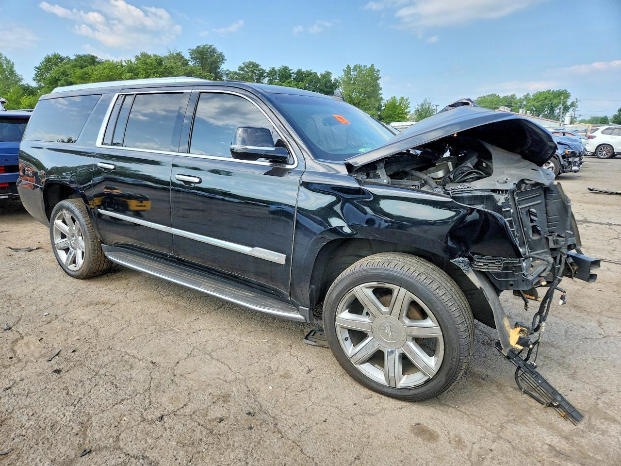 2018 Cadillac Escalade Esv Luxury - zdjęcie 4