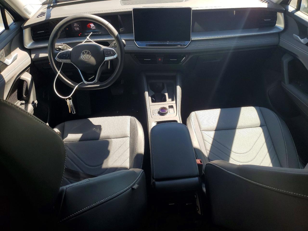 2026 Volkswagen Tiguan Se - zdjęcie 8