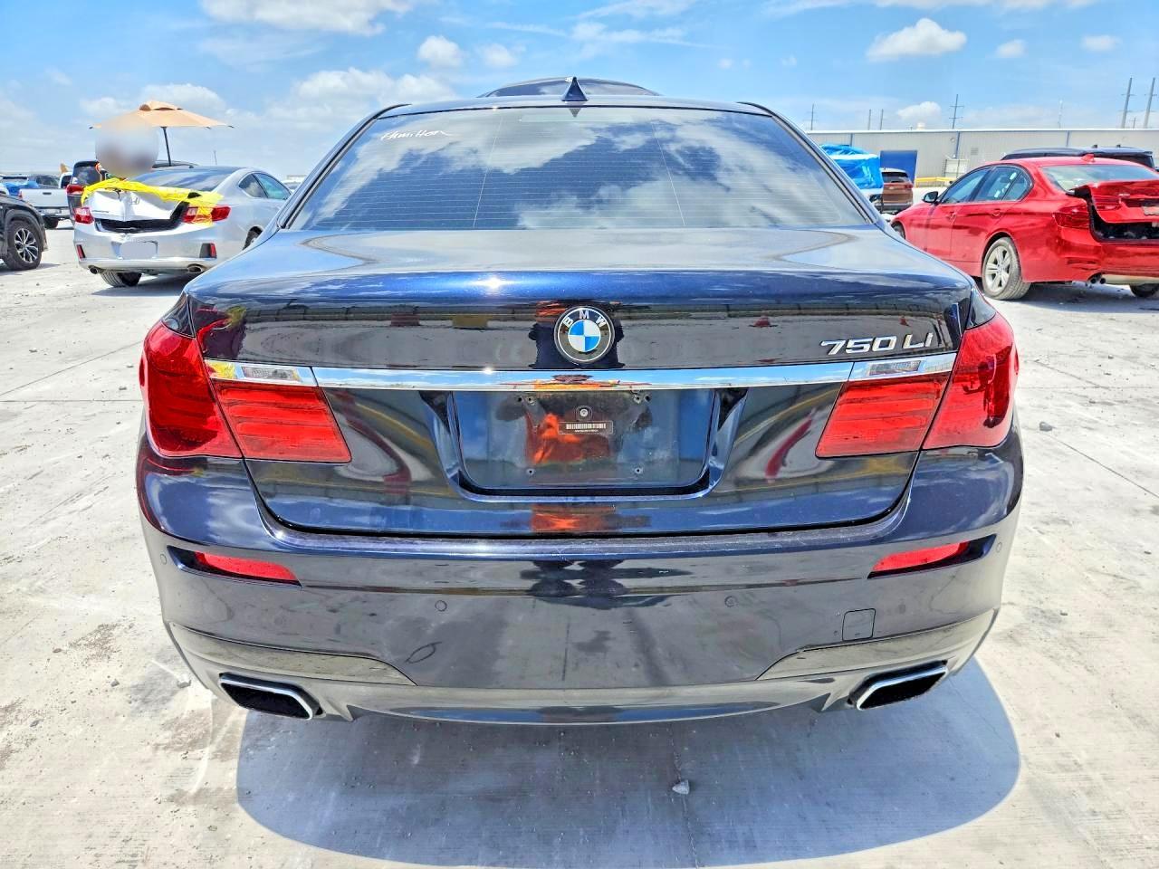 2014 BMW 750 Li - zdjęcie 6