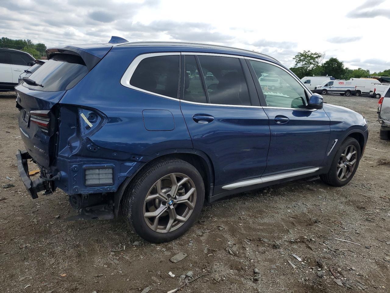 2022 BMW X3 xDrive30I - zdjęcie 3