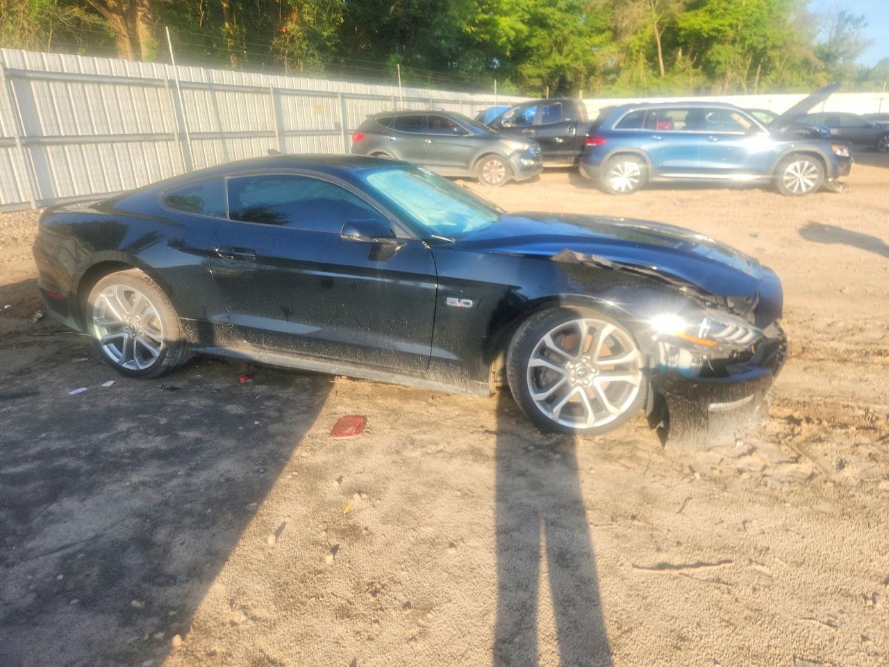 2020 Ford Mustang Gt - zdjęcie 4