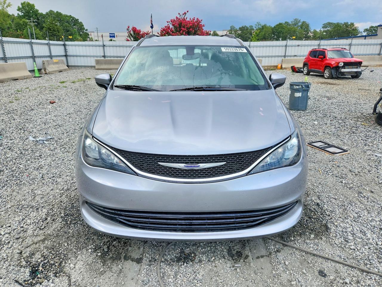 2020 Chrysler Voyager Lxi - zdjęcie 5