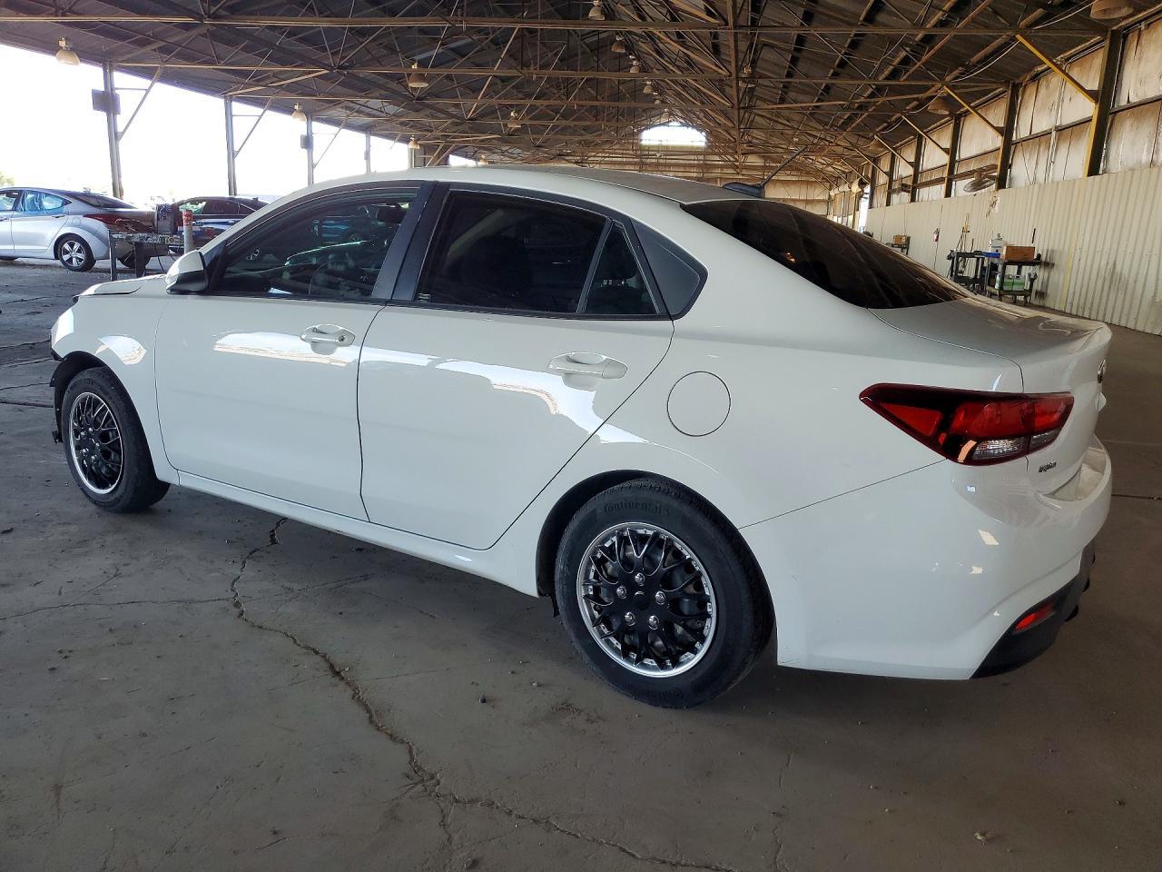 2019 Kia Rio S - zdjęcie 2