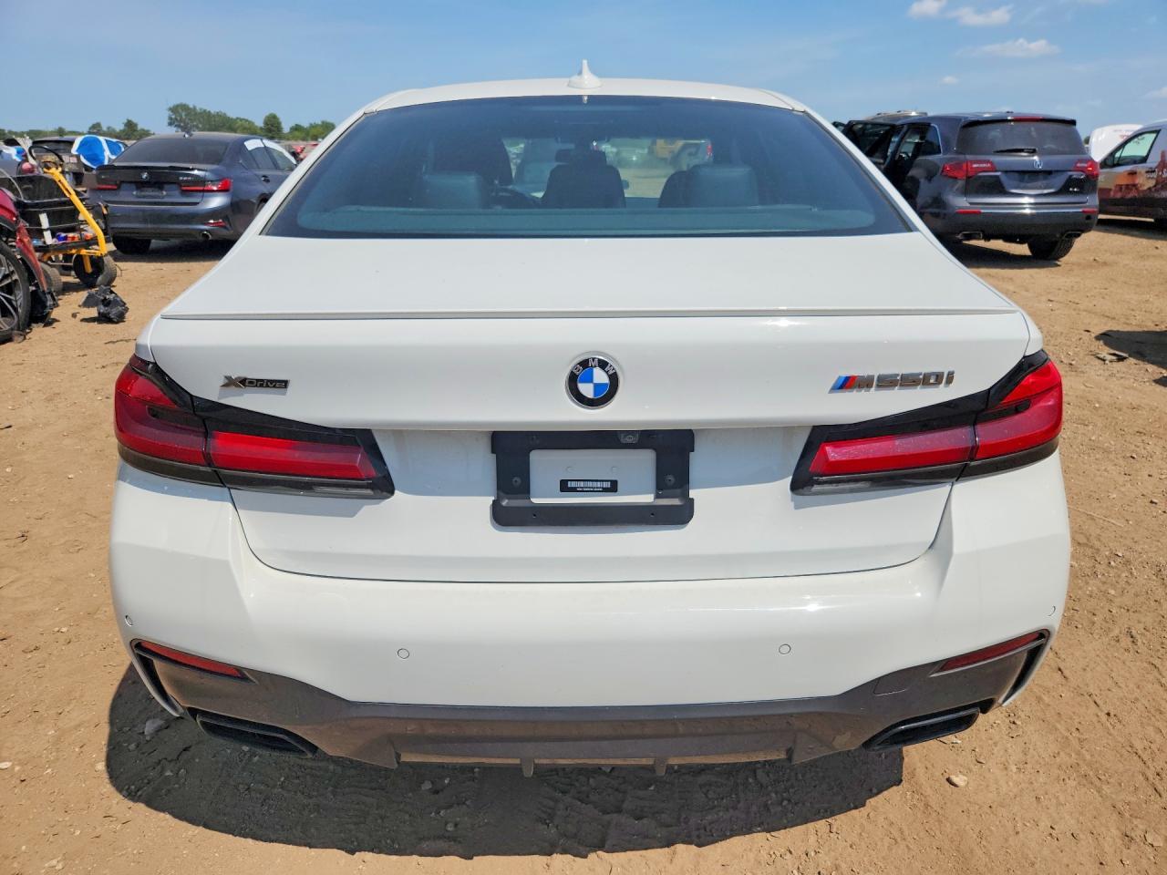 2022 BMW M550Xi - zdjęcie 6