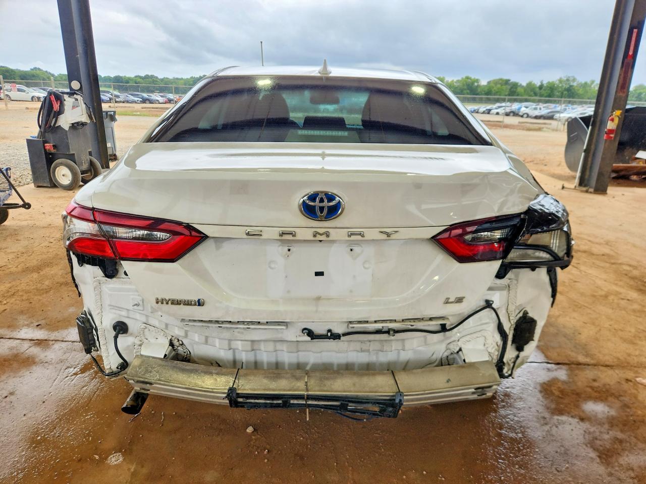 2021 Toyota Camry Le - zdjęcie 6