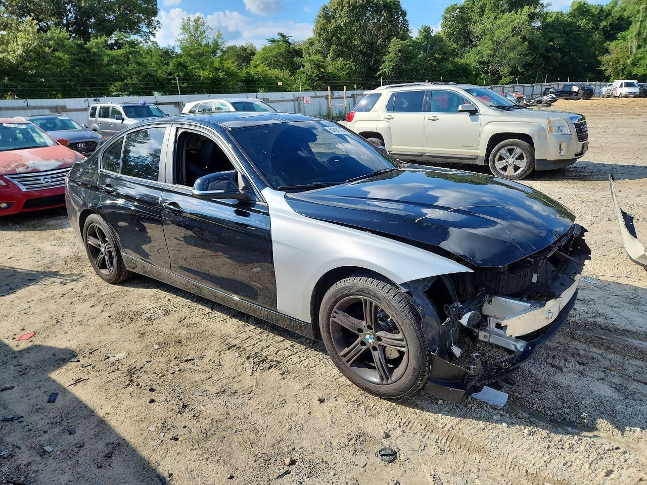 2014 BMW 320 I xDrive - zdjęcie 4