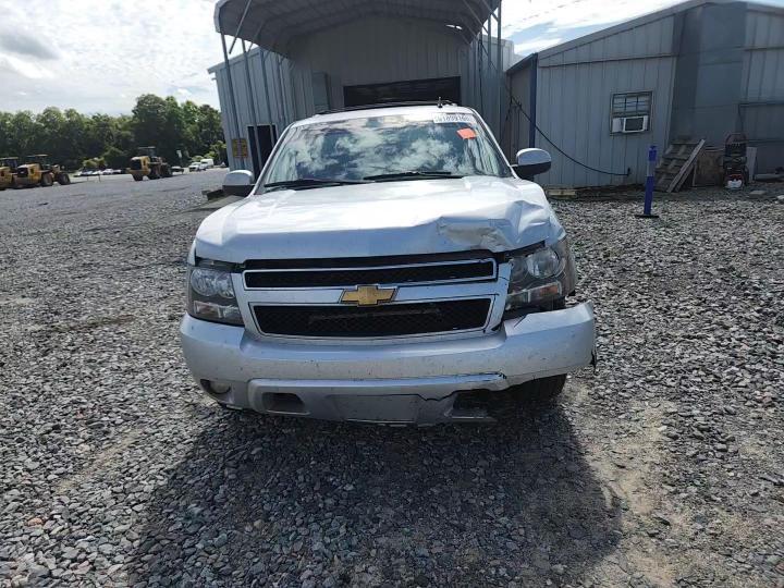 2014 Chevrolet Suburban C1500 Lt - zdjęcie 14