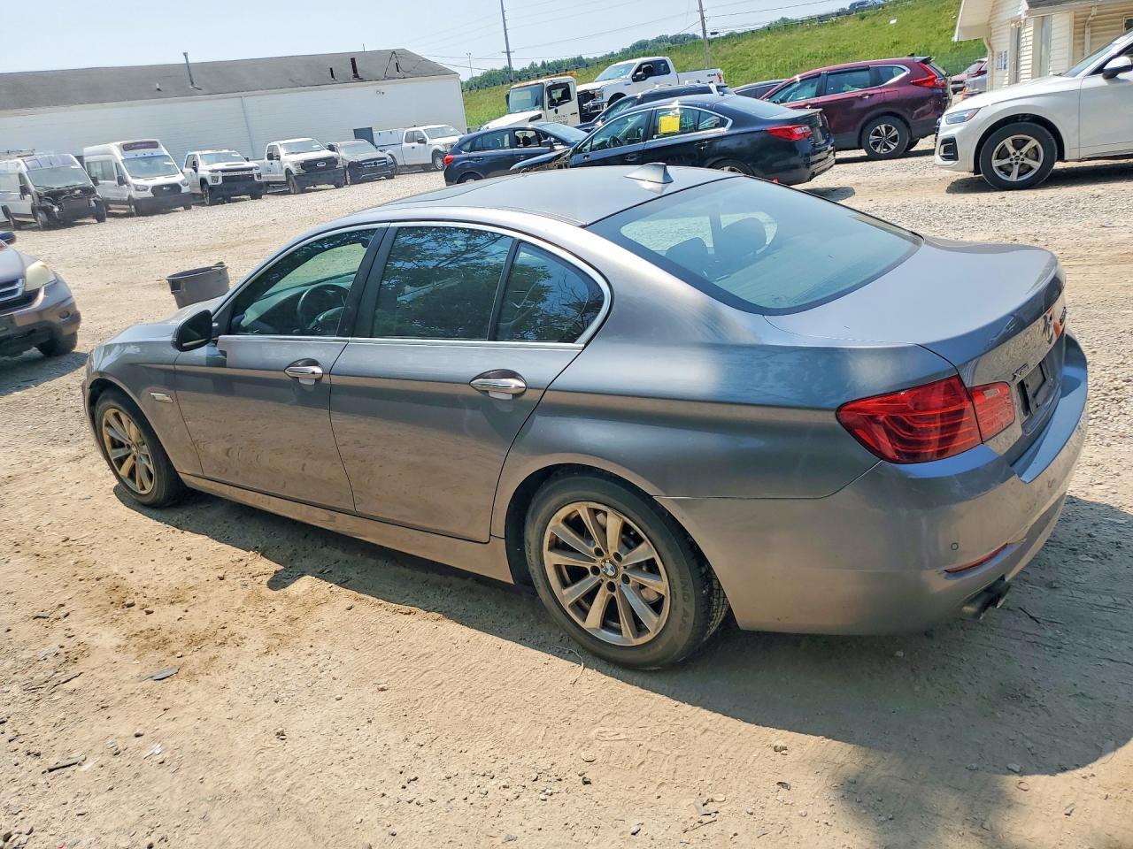 BMW Seria 5 - zdjęcie 2