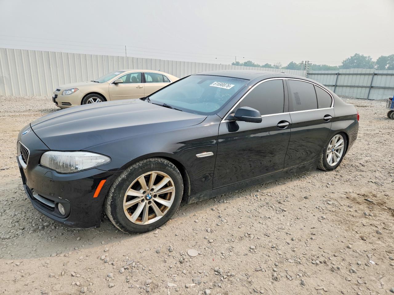 2015 BMW Seria 5 528i - zdjęcie główne