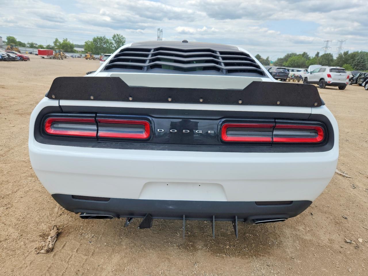 2017 Dodge Challenger R/T - zdjęcie 6