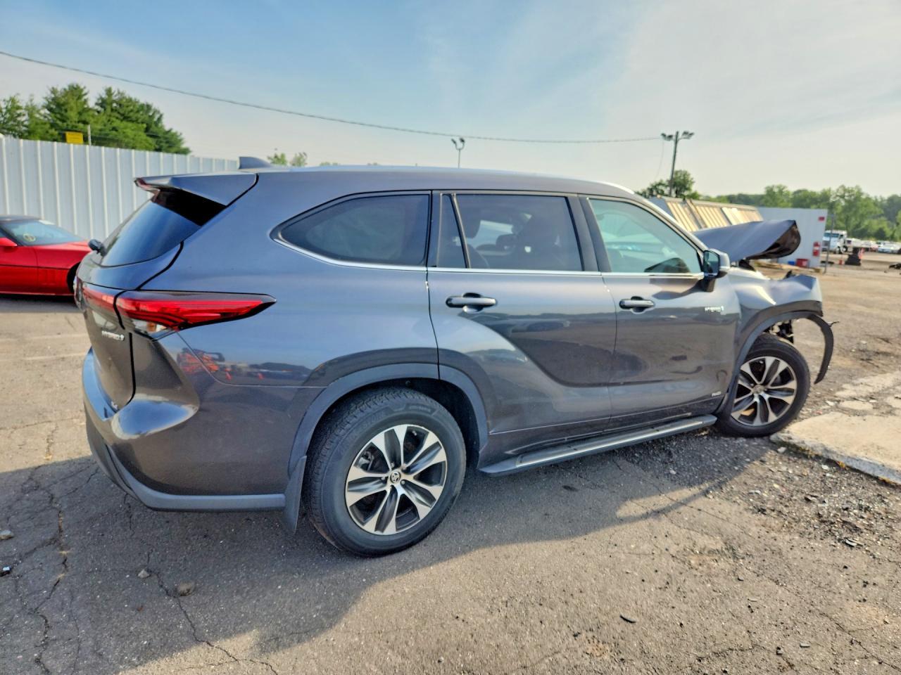 2020 Toyota Highlander Hybrid Xle - zdjęcie 3