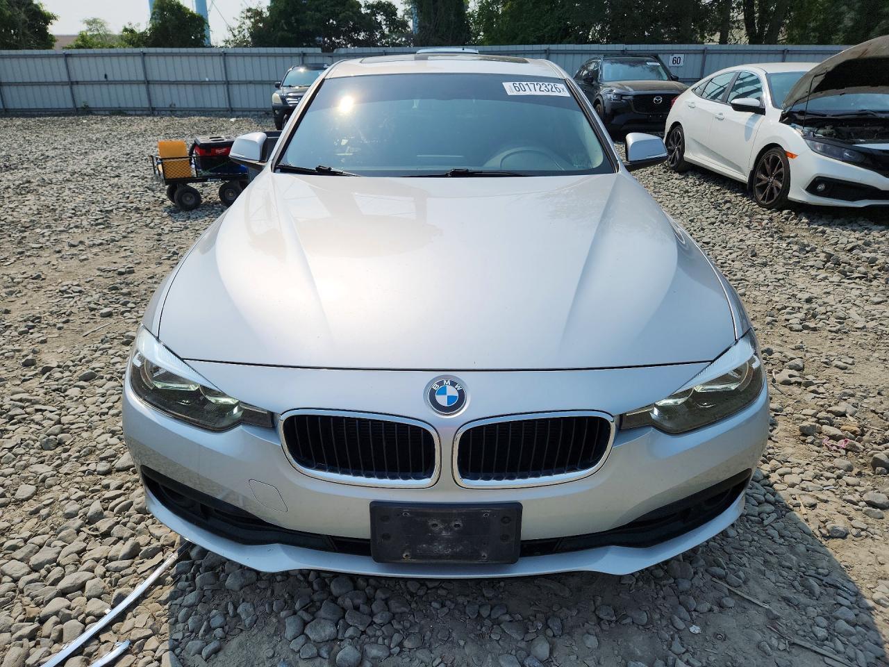 2016 BMW Seria 3 320i - zdjęcie 5
