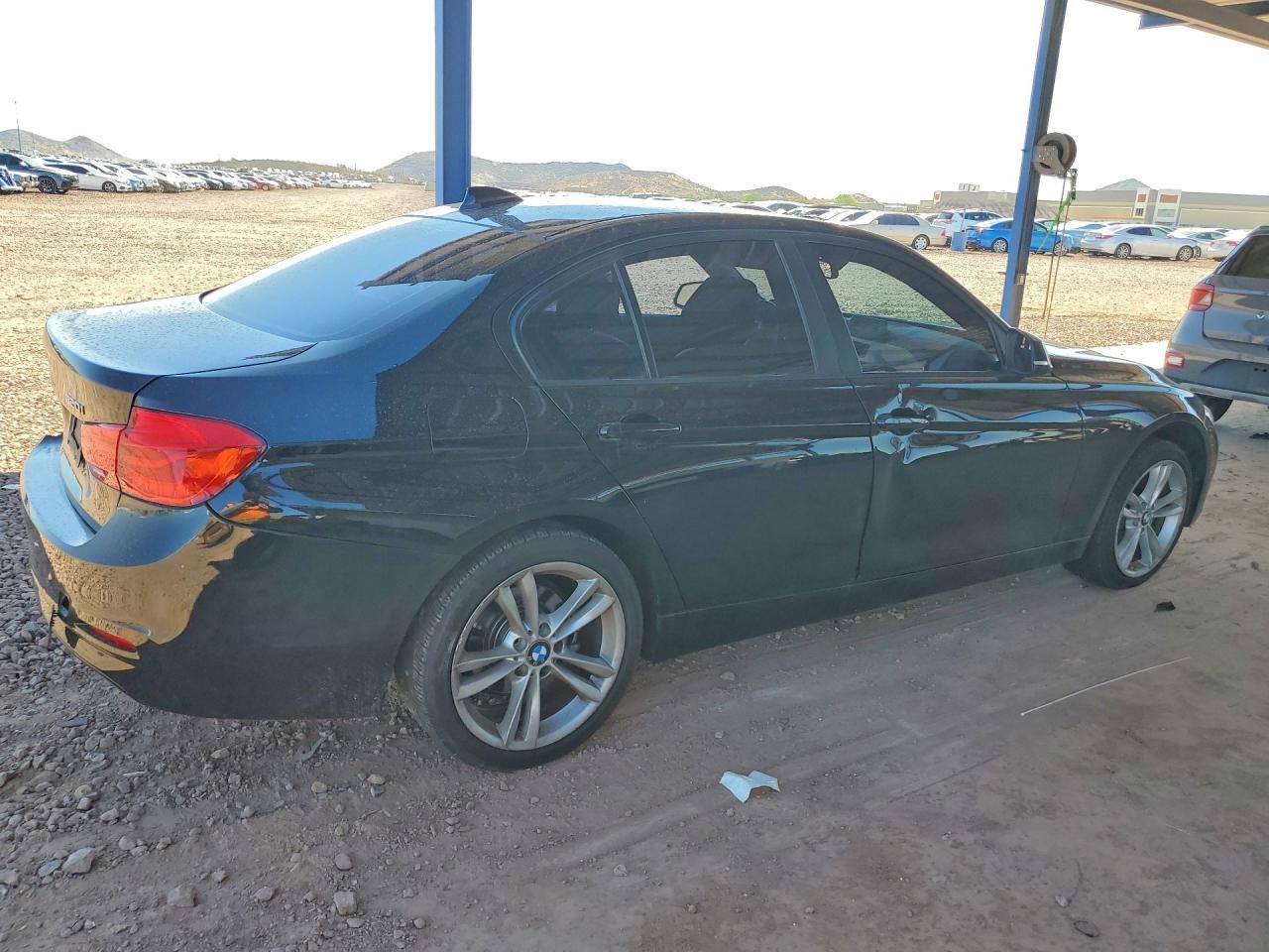 2018 BMW 320 I - zdjęcie 3