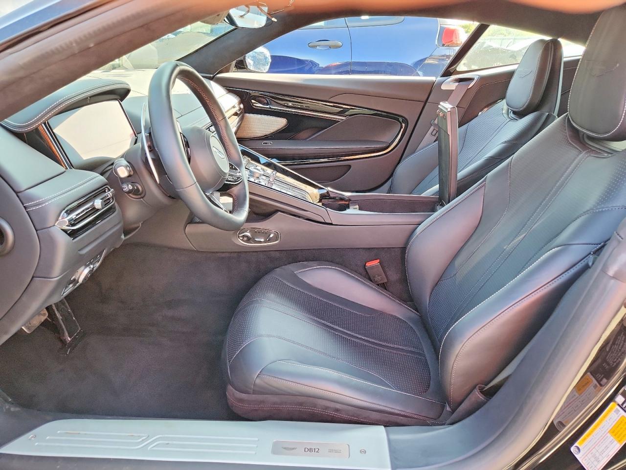 2024 Aston Martin Db12 - zdjęcie 7