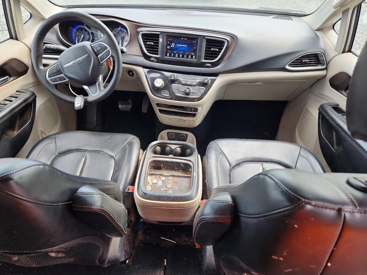 2020 Chrysler Voyager Lxi - zdjęcie 8