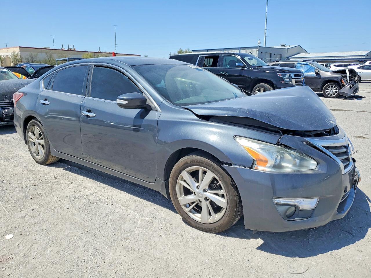 2013 Nissan Altima 2.5 - zdjęcie 4