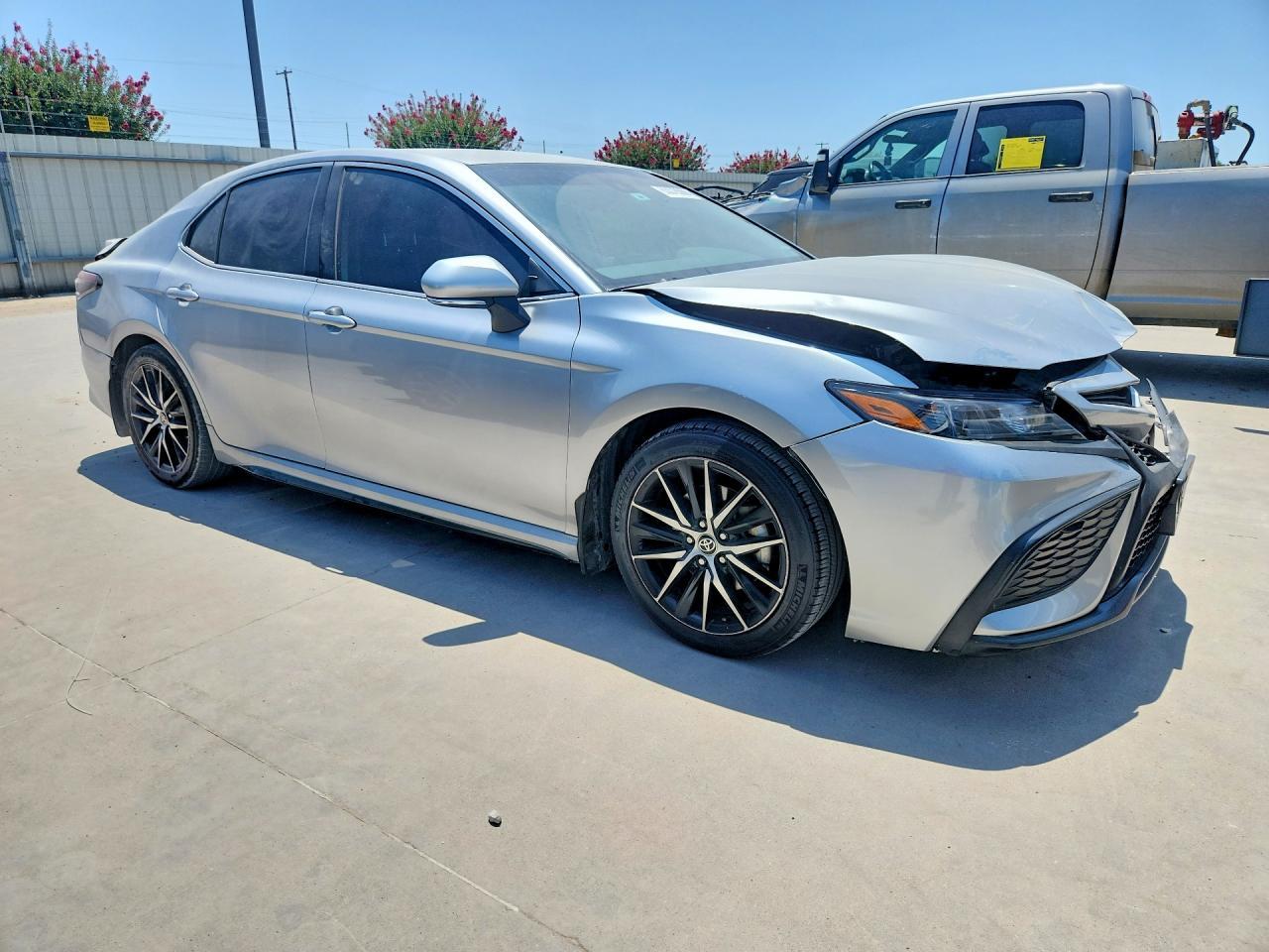 2023 Toyota Camry Se - zdjęcie 4