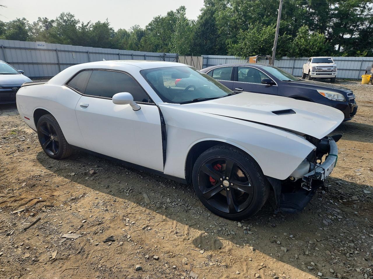 2015 Dodge Challenger Sxt - zdjęcie 4