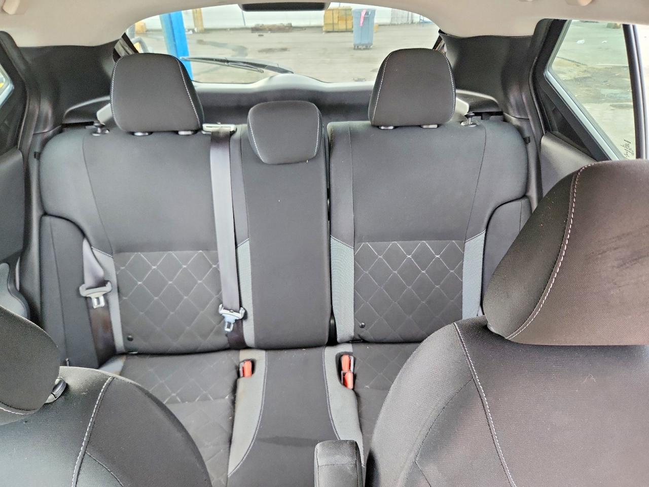 2020 Nissan Kicks S - zdjęcie 10