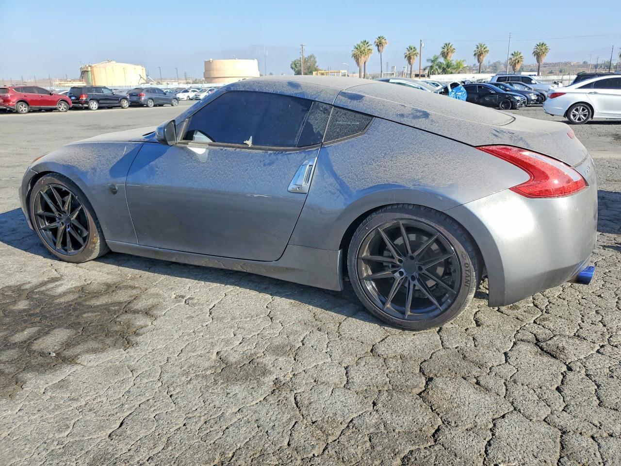 2014 Nissan 370Z Base - zdjęcie 2