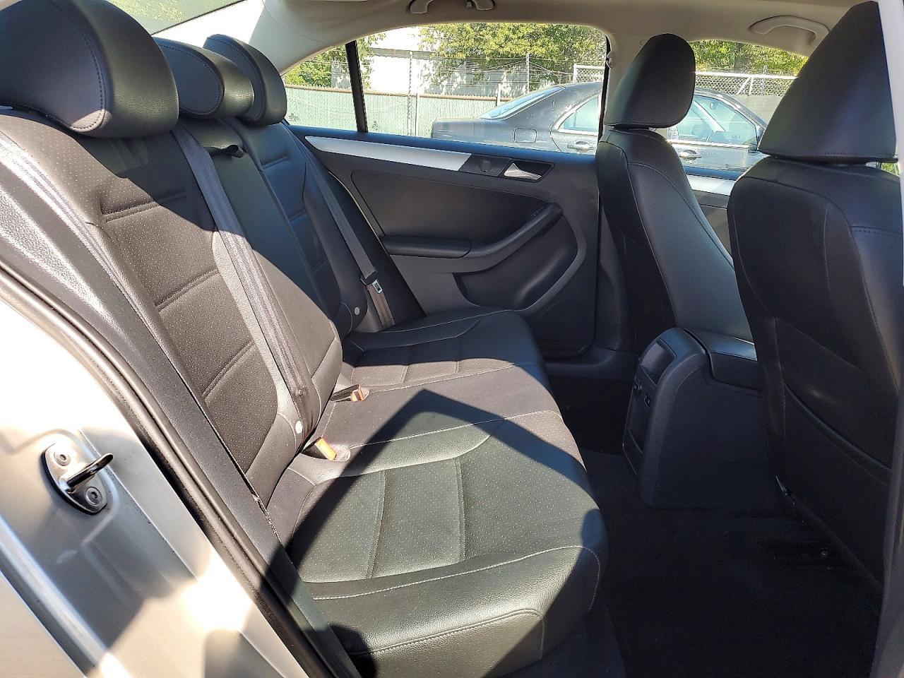 2013 Volkswagen Jetta Se - zdjęcie 10