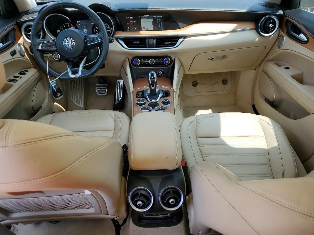 2021 Alfa Romeo Stelvio Ti - zdjęcie 8