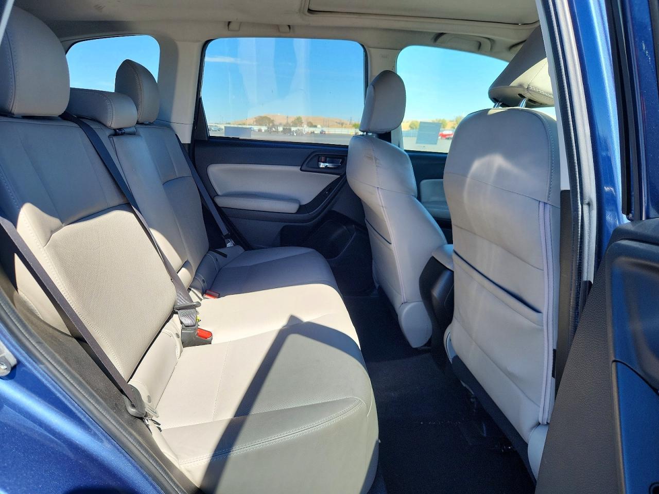 2014 Subaru Forester 2.5I Limited - zdjęcie 10