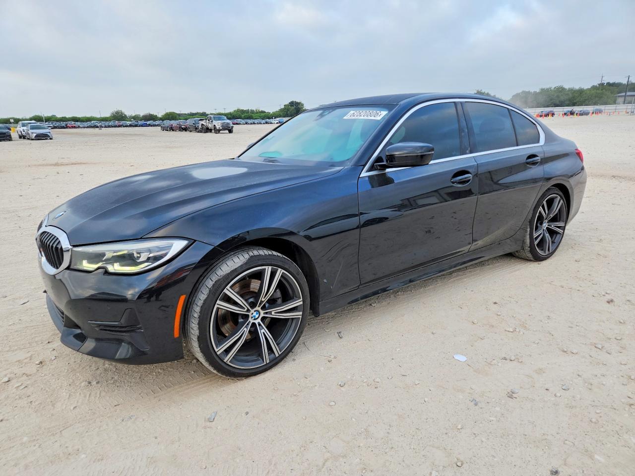 2021 BMW 330I - zdjęcie główne