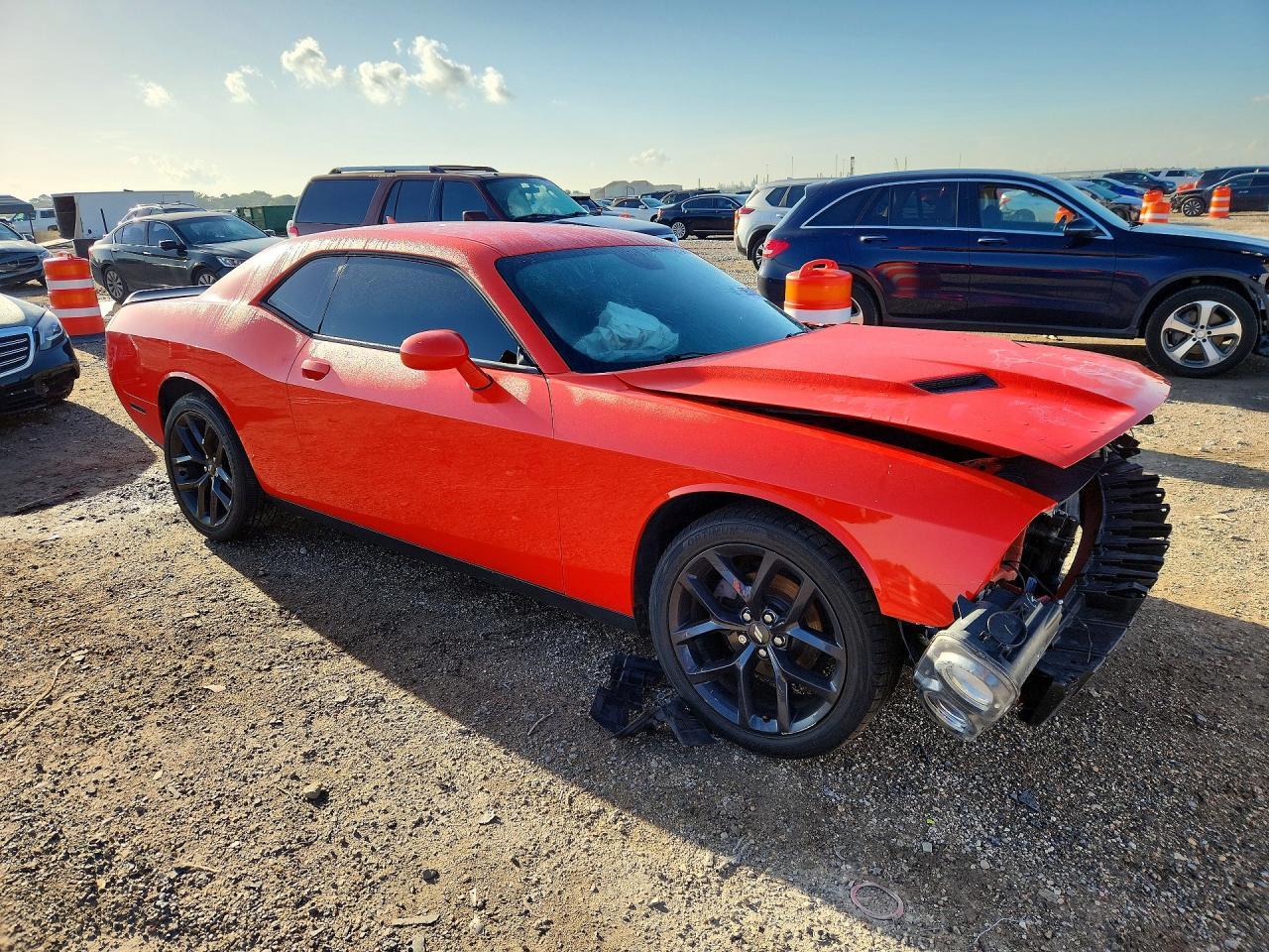 2020 Dodge Challenger Sxt - zdjęcie 4