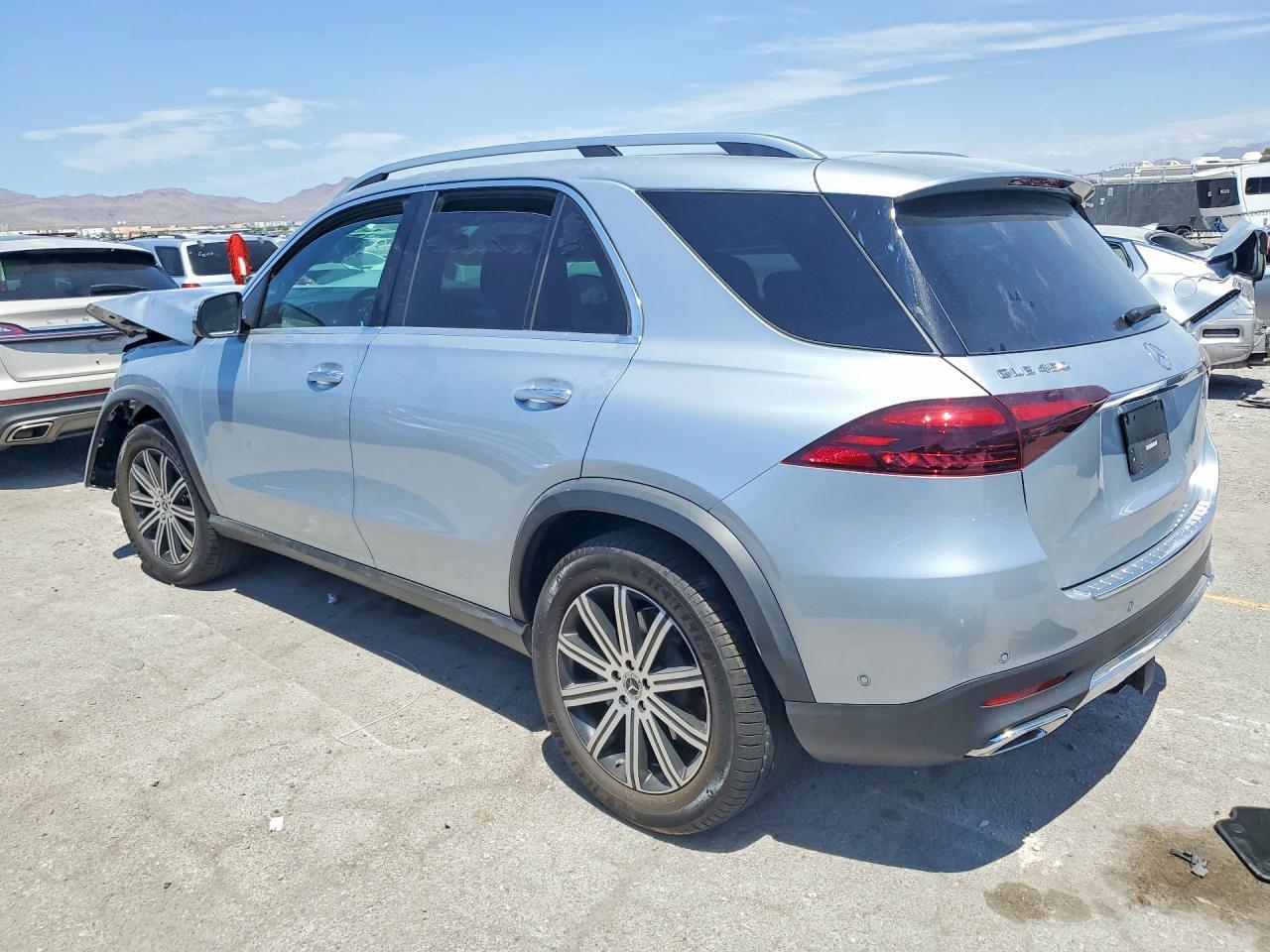 2025 Mercedes-Benz Gle 450 4Matic - zdjęcie 2