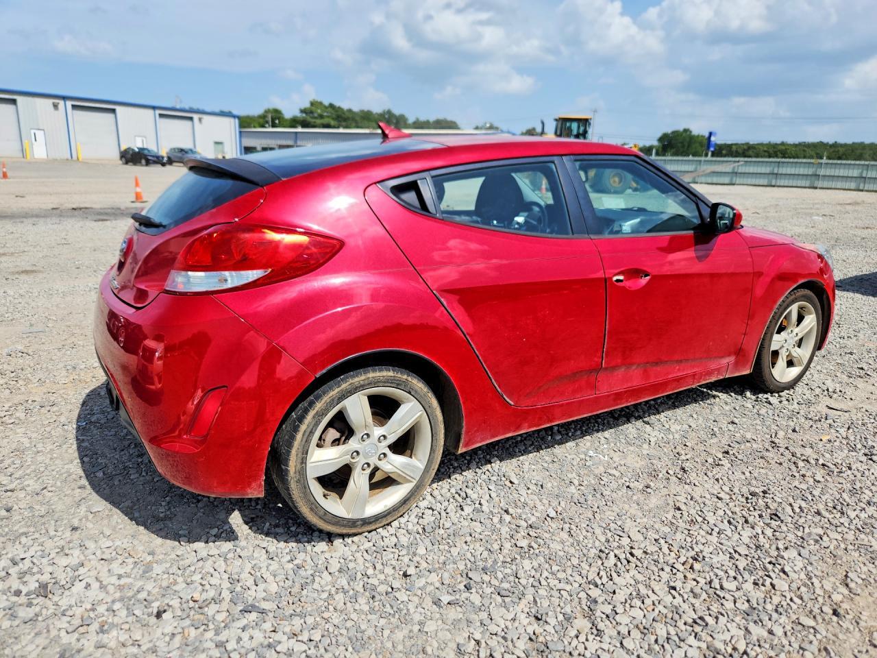 2013 Hyundai Veloster Base - zdjęcie 3