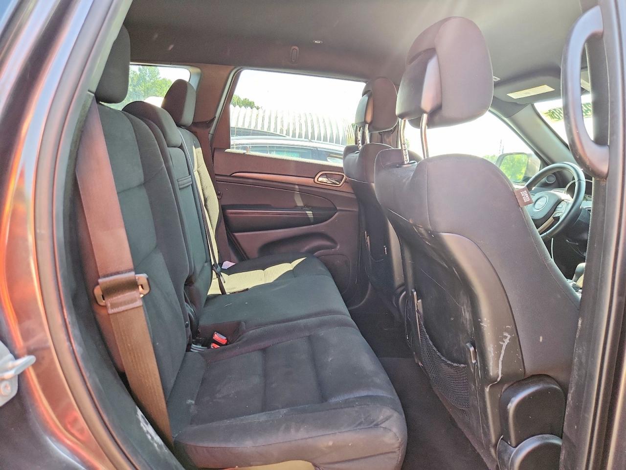 2017 Jeep Grand Cherokee Laredo - zdjęcie 11