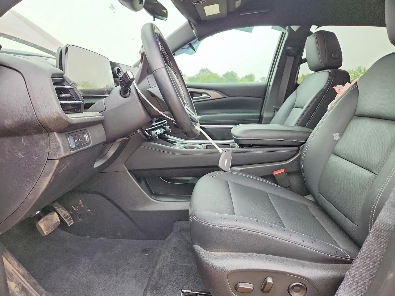 2026 Chevrolet Traverse Lt - zdjęcie 7