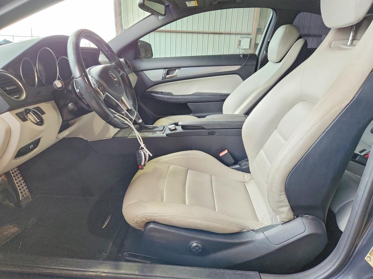 2013 Mercedes-Benz C 250 - zdjęcie 7