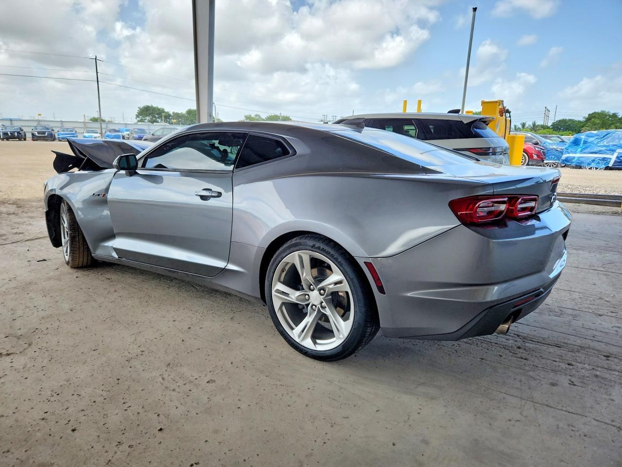 2021 Chevrolet Camaro Lz - zdjęcie 2