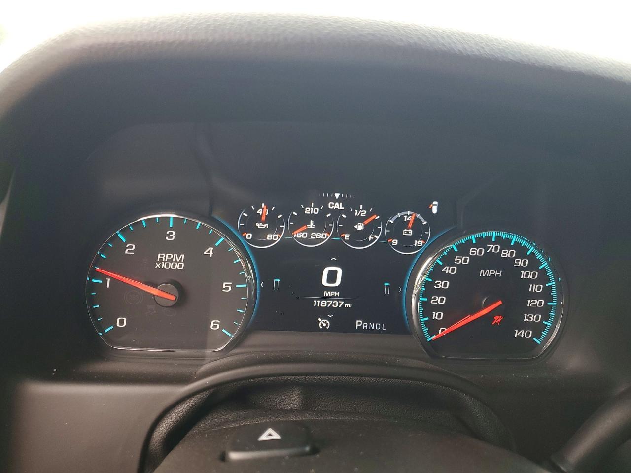2018 Chevrolet Tahoe C1500 Premier - zdjęcie 9