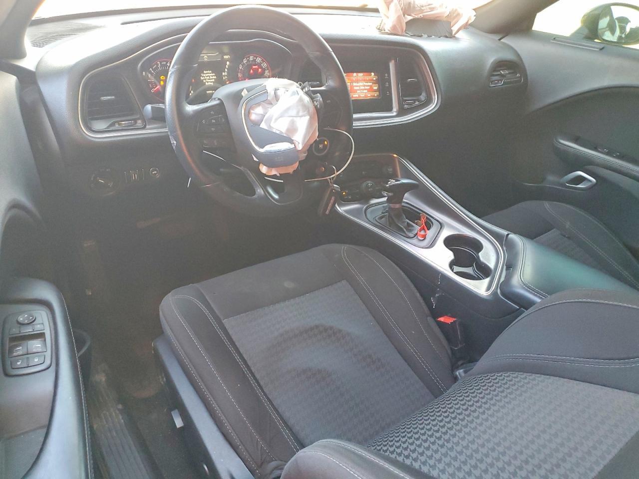 2016 Dodge Challenger Sxt - zdjęcie 8