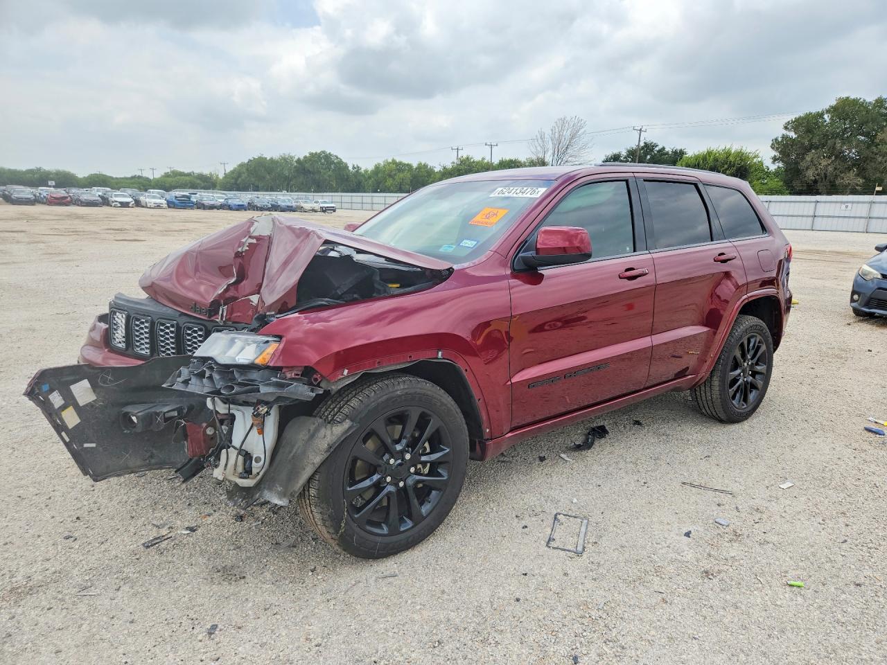 2021 Jeep Grand Cherokee Laredo - zdjęcie główne