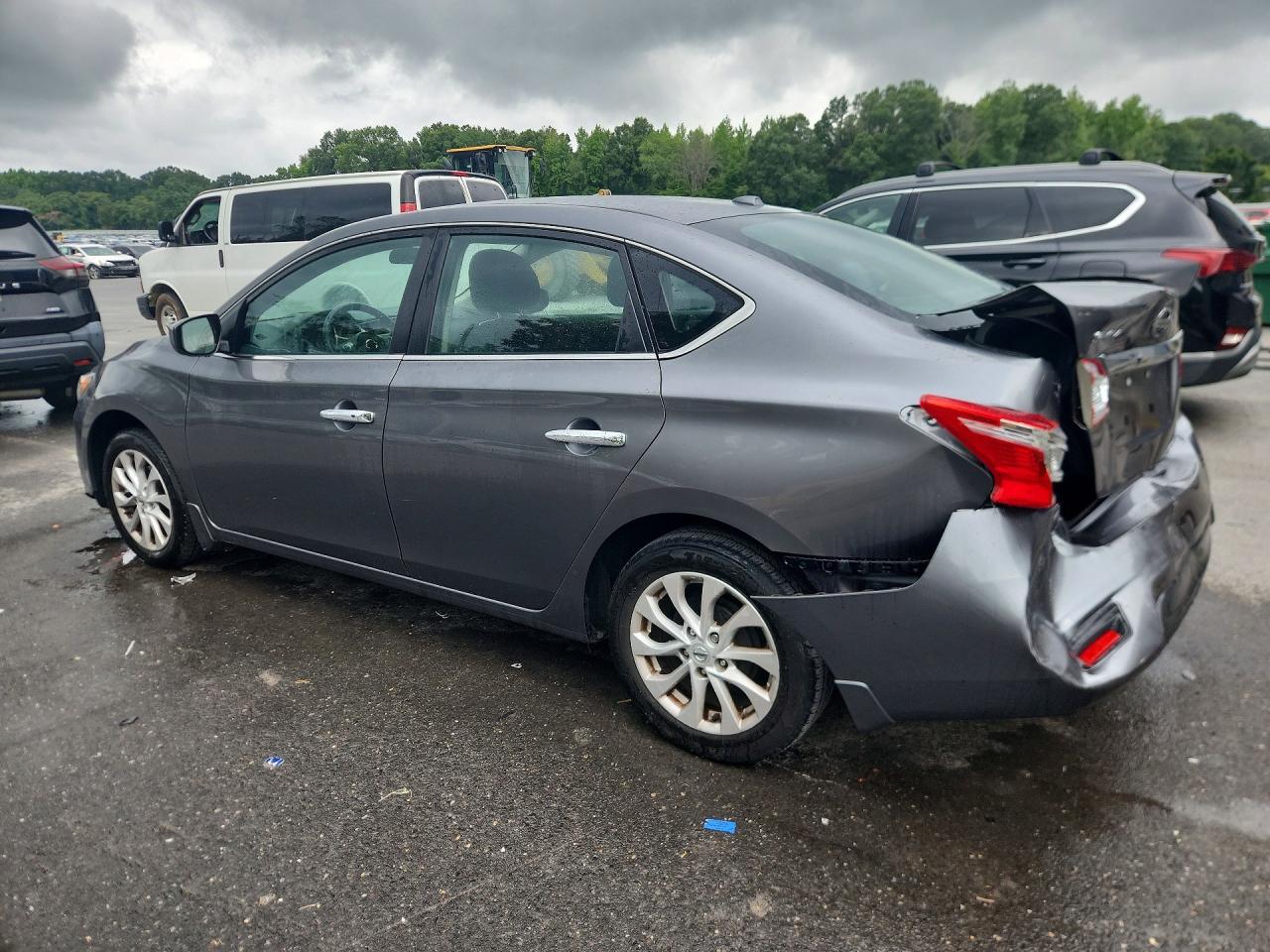 2018 Nissan Sentra Sv - zdjęcie 2