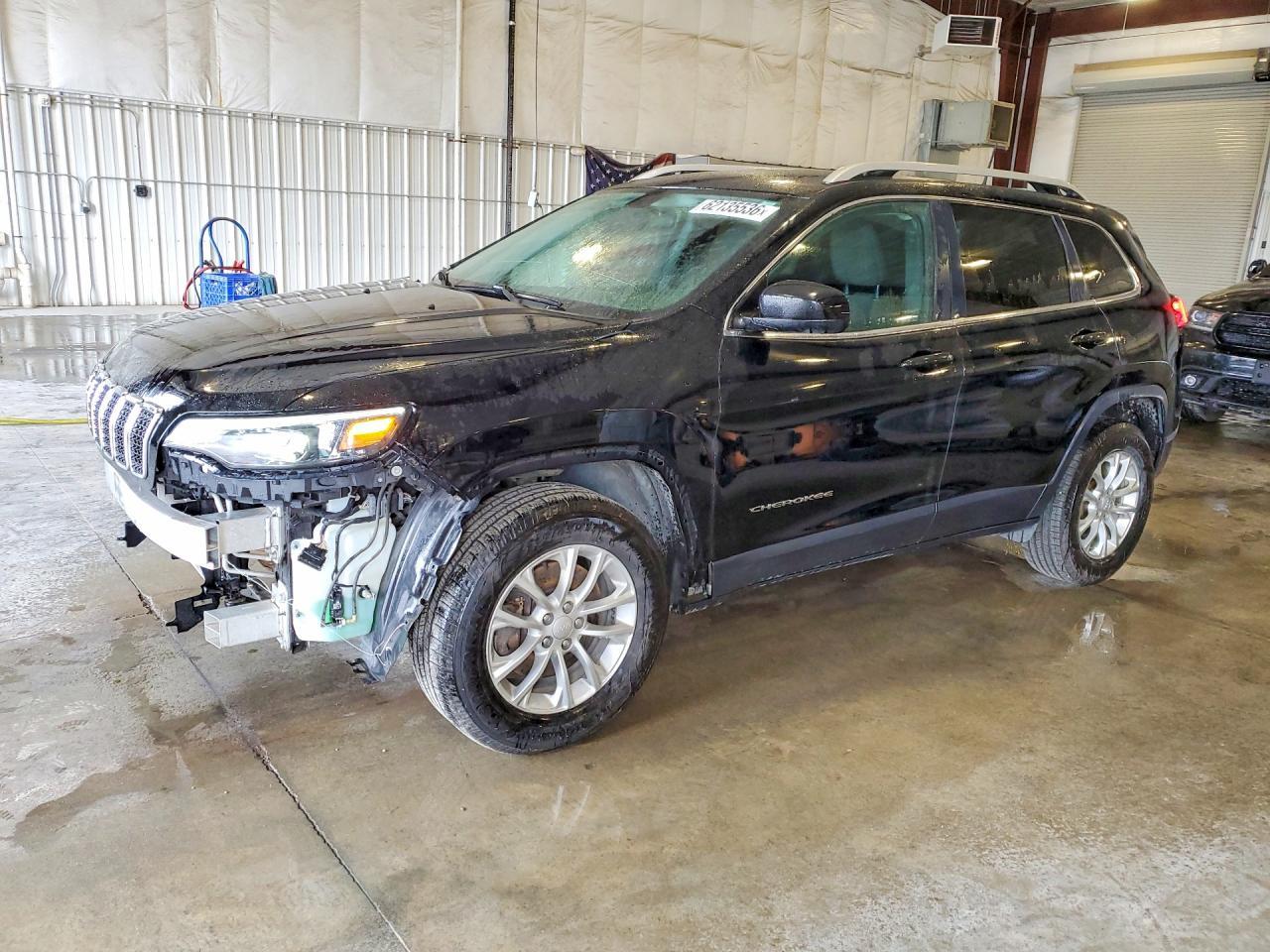2019 Jeep Cherokee Latitude - zdjęcie główne
