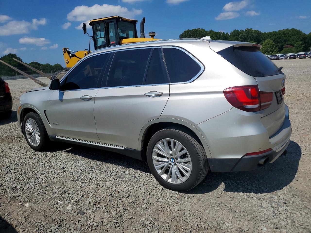 2016 BMW X5 xDrive35I - zdjęcie 2
