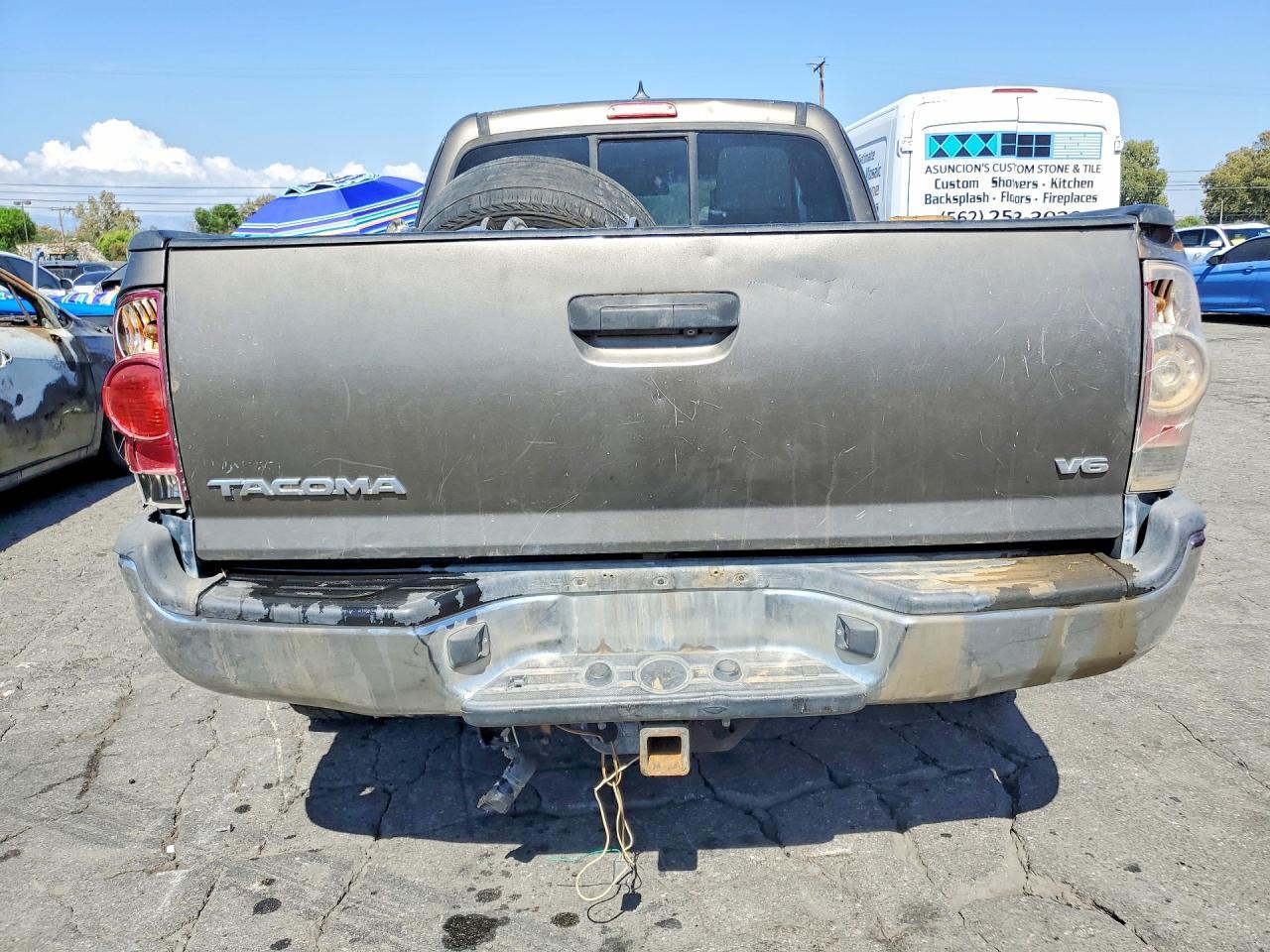 2014 Toyota Tacoma V6 - zdjęcie 6