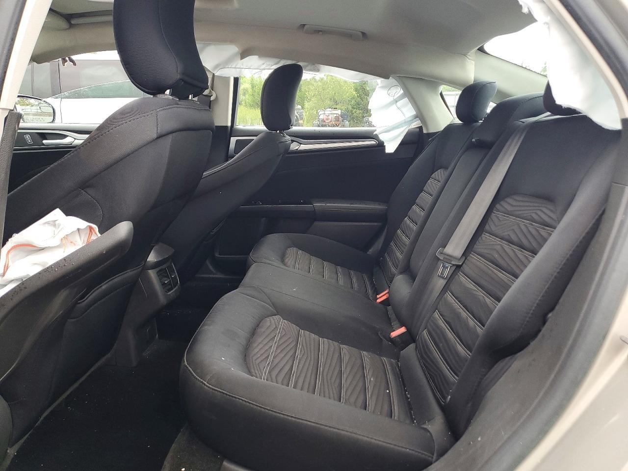 2016 Ford Fusion Se - zdjęcie 10