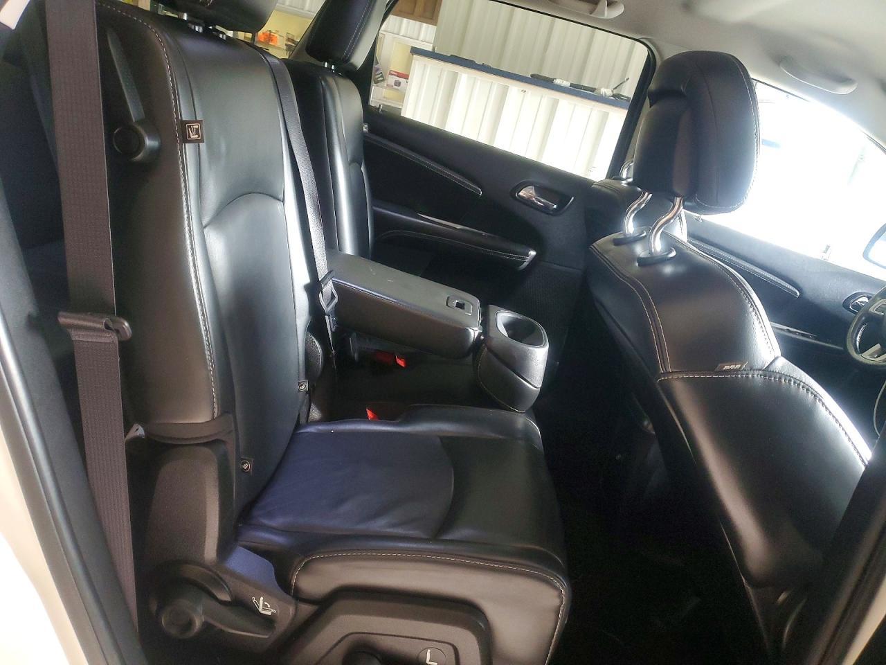 2015 Dodge Journey Crossroad - zdjęcie 11