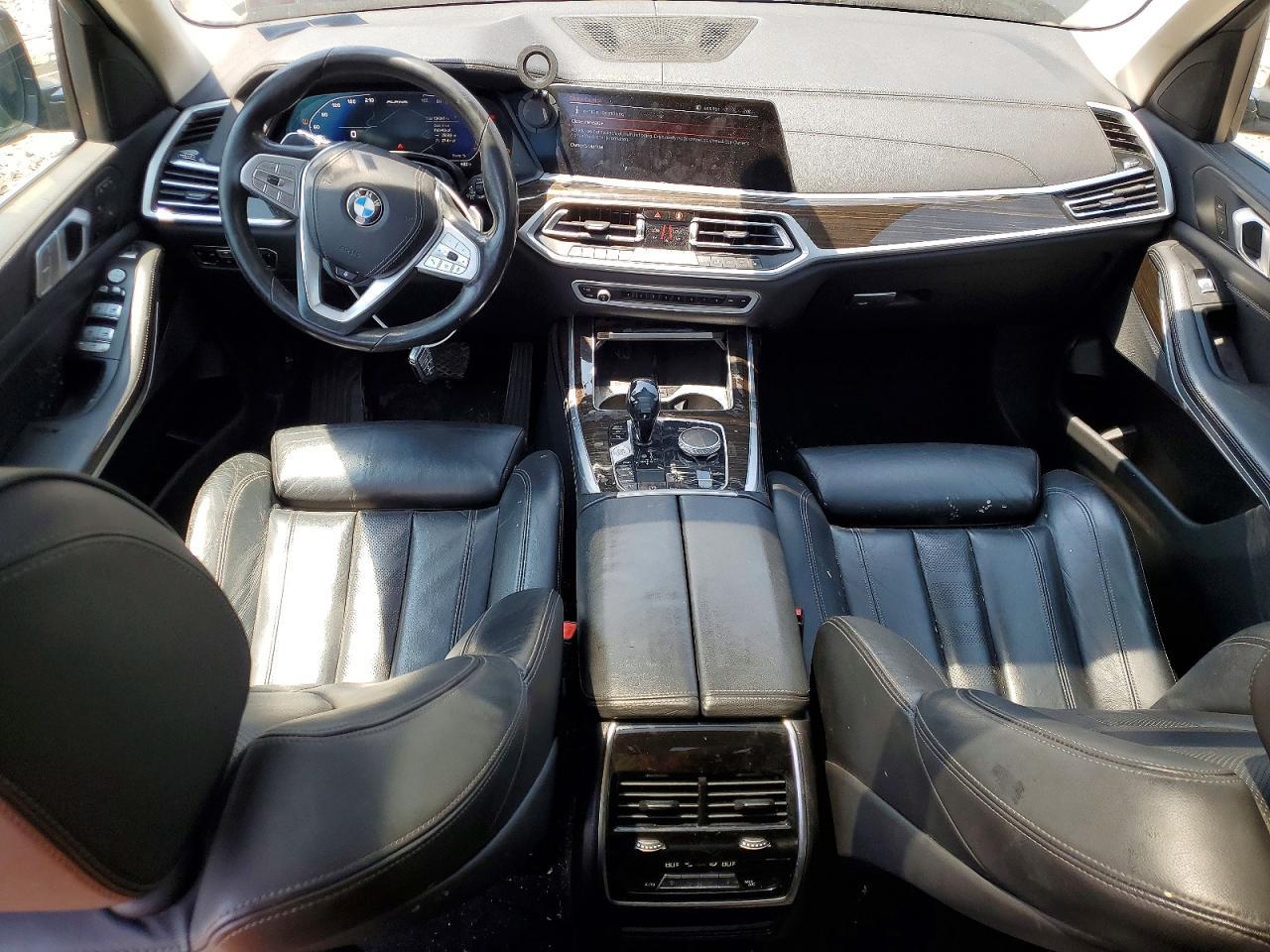 2021 BMW X7 xDrive40I - zdjęcie 8